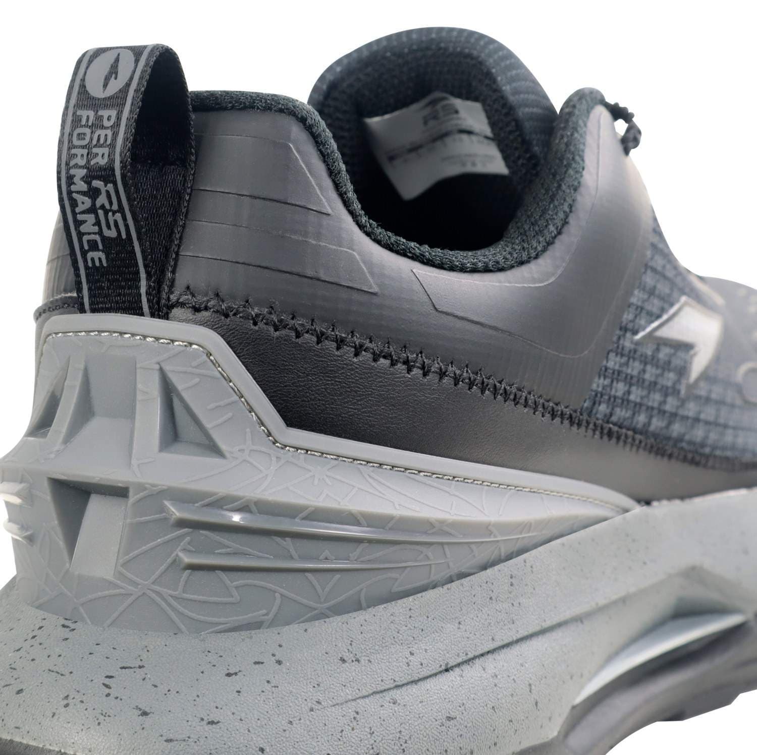 TERRAIN MEN - BLACK/DK.GREY - 6
