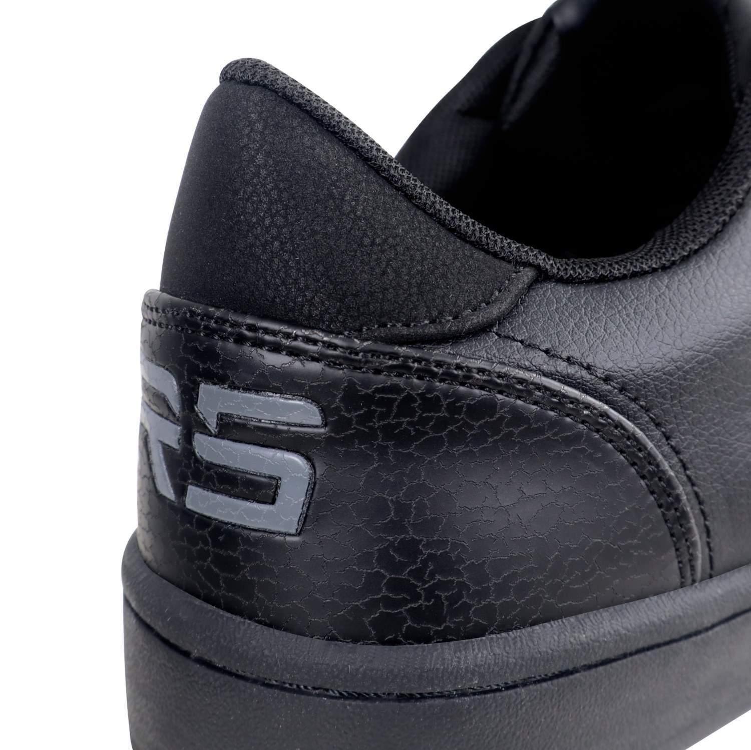CRIME MEN - BLACK/DK.GREY - 7