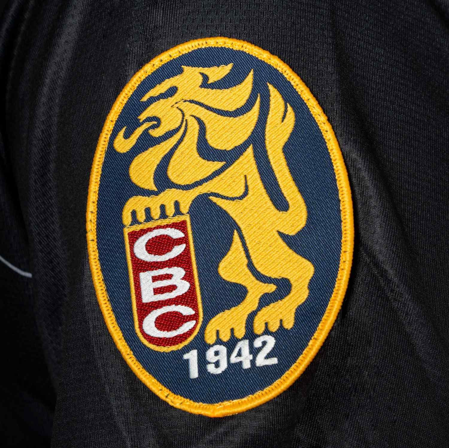 CAMISA DE JUEGO OFICIAL CABALLERO CAMPEONES LEONES DEL CARACAS -  NEGRO/GRIS - 6