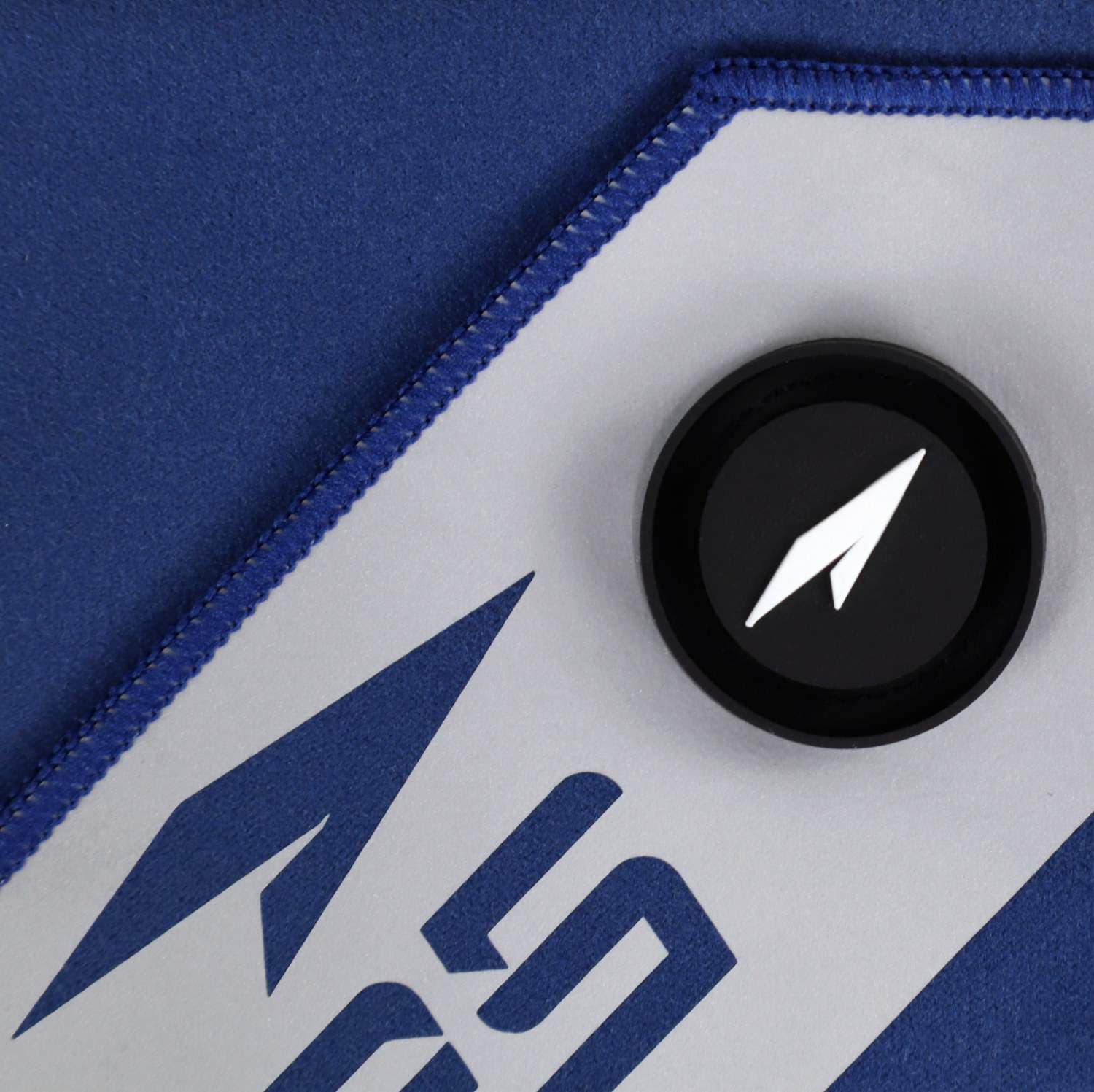 MAGNETIC MICROFIBER TOWEL 150*80cm NAVY - 3