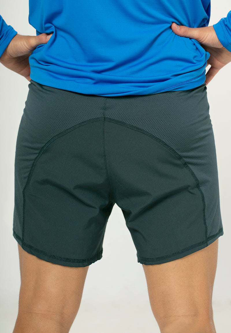 SHORT RUNNING CON CANESU DE CABALLERO
